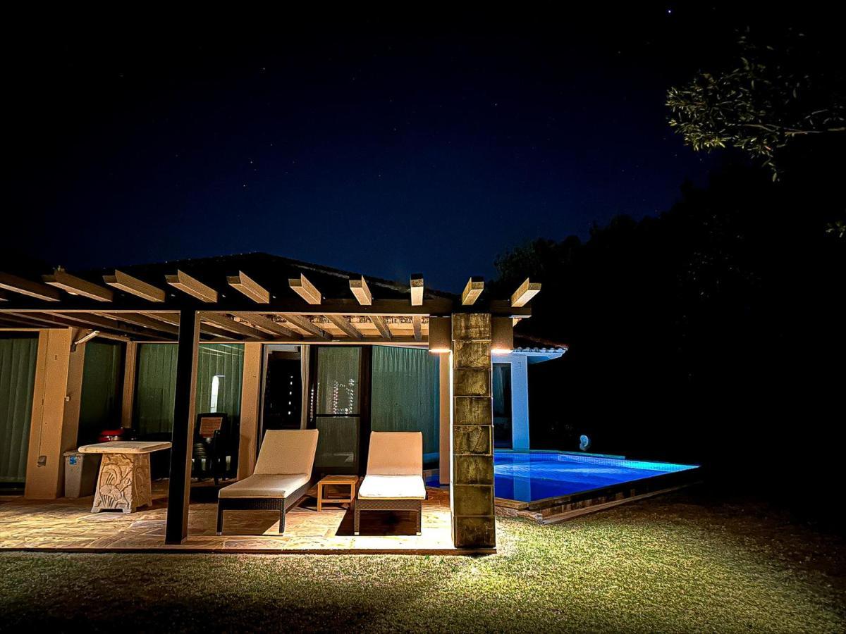 Kanehide Kise Country Club Наґо Екстер'єр фото