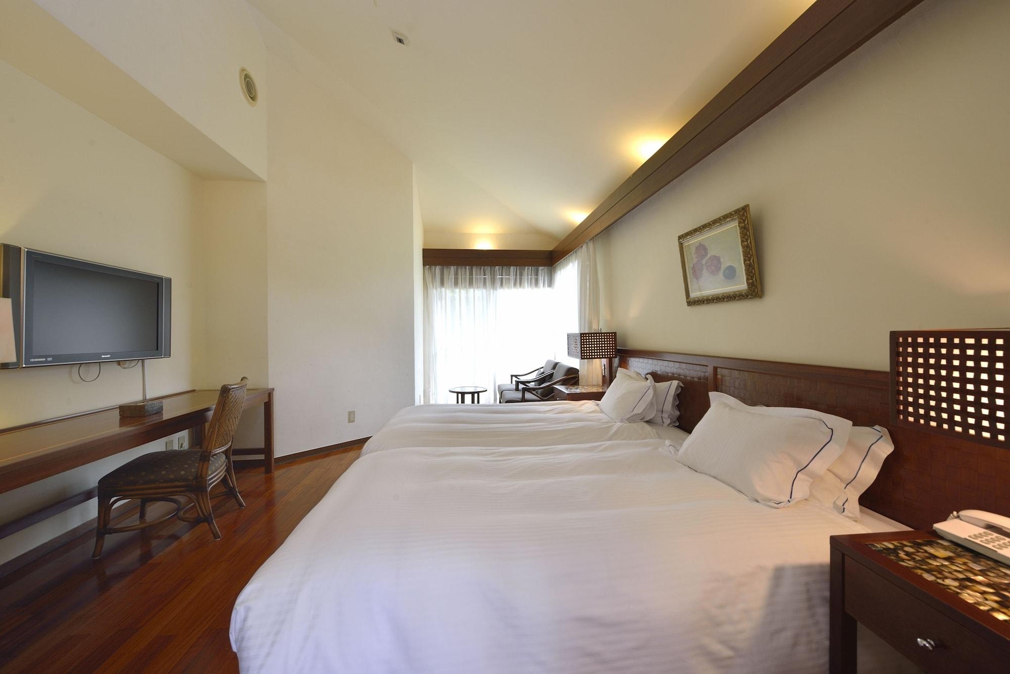 Kanehide Kise Country Club Наґо Екстер'єр фото